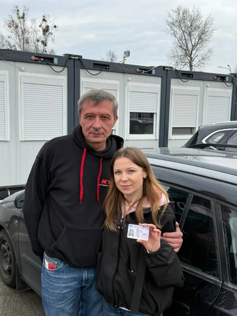Випускник автошколи